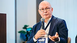 “PensionsEurope” rəhbəri: “Heç bir pensiya modeli təkbaşına bütün hədəflərə cavab verə bilməz”