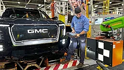 Автопроизводители усиливают автоматизацию, профсоюзы предупреждают о рисках для рабочих мест