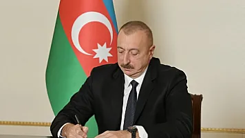 İlham Əliyev onları təltif etdi