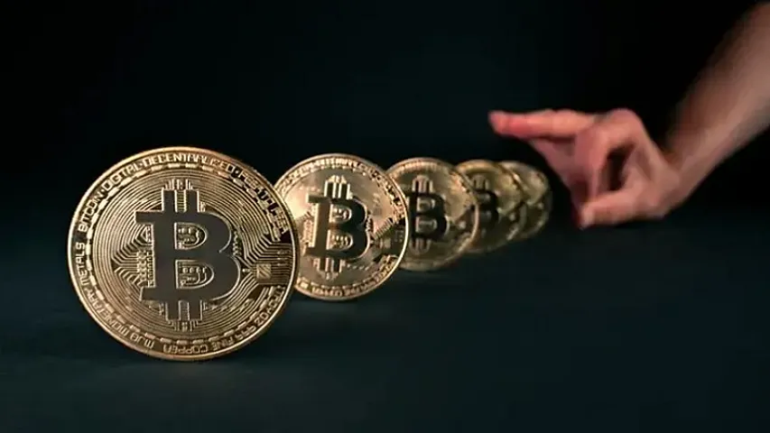 "Bitcoin"də iyul ayı gözləntiləri: Analitiklər kritik qiymət səviyyələrini açıqladı