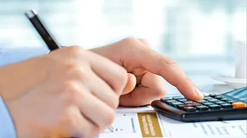 Banklara və BOKT-lara xalis tələblər 21,8% azalıb