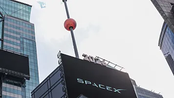 "SpaceX" üçün milyardlarla dollarlıq passiv səhm alışı gözlənilir