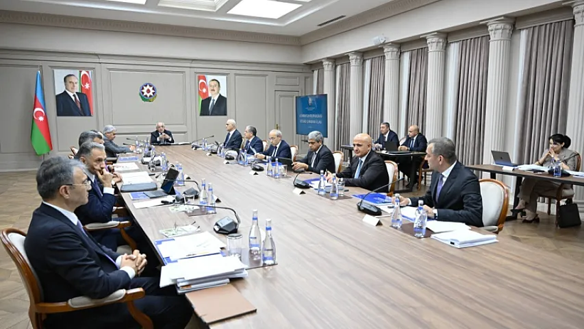 İqtisadi Şuranın iclası keçirilib- Nəyi müzakirə etdilər?