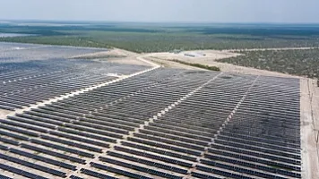 "Google" nəhəng günəş elektrik stansiyasının bütün enerji istehsalını satın aldı