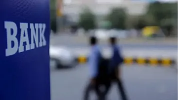 Xalis mənfəətinə görə bankların 