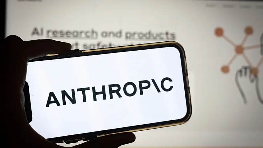 "Anthropic" "Claude"un istifadə olunan dilə görə fərqli davrandığını təsdiqlədi
