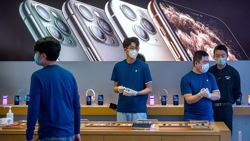 "Apple Store" süni intellekt işçi və müştəri söhbətlərini qeyd edəcək