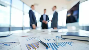 Azərbaycan banklarının hansı törəmə şirkətləri var?
