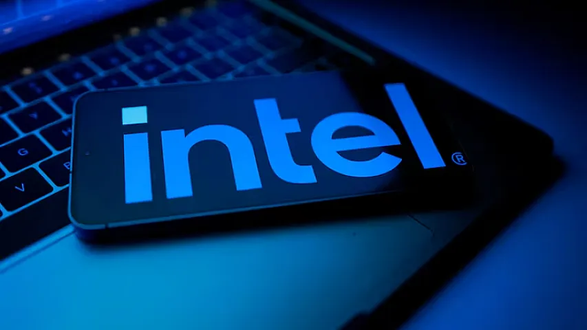 Süni intellekt bazarı "Intel"in gəlirlərini artırdı 