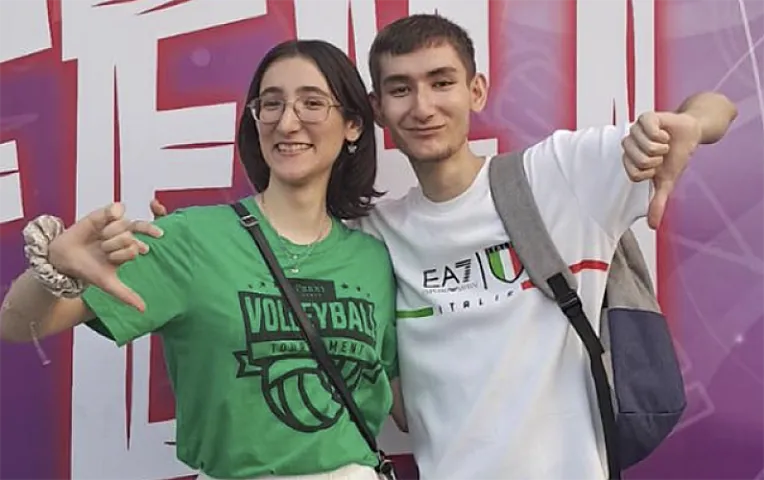 İmtahansız tələbə olan bacı-qardaşın hekayəsi - “Bacım çox çalışırdı, mən o qədər yox...”