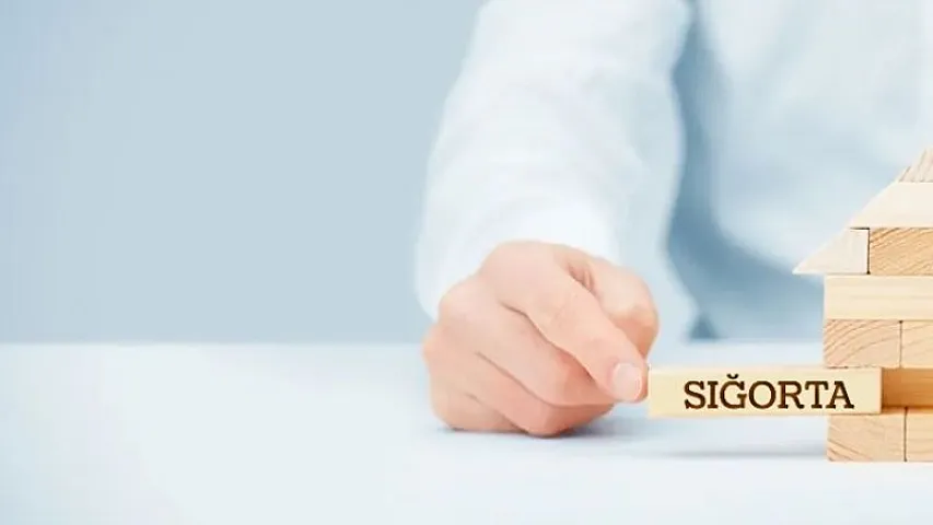 "Azərbaycanda 12-15 sığorta şirkəti olsa, kifayət edər"