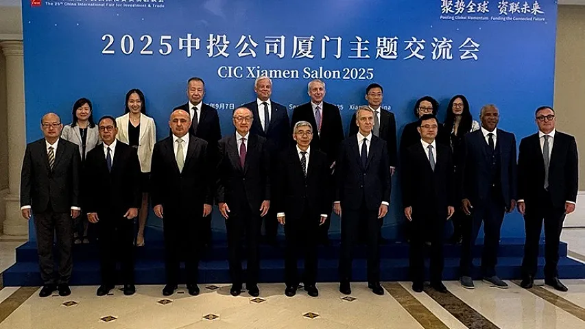 ARDNF-nin nümayəndə heyəti Çin Xalq Respublikasında işgüzar səfərdədir