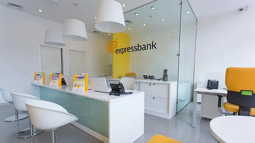 “Expressbank”dan şikayətlər kəskin artıb