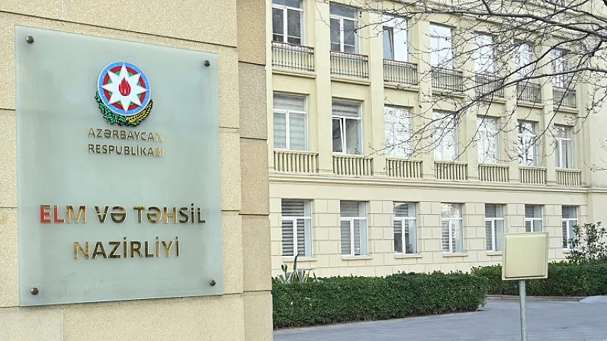 Nazirlik 39, 8 milyonluq kompüter və noutbuk alır