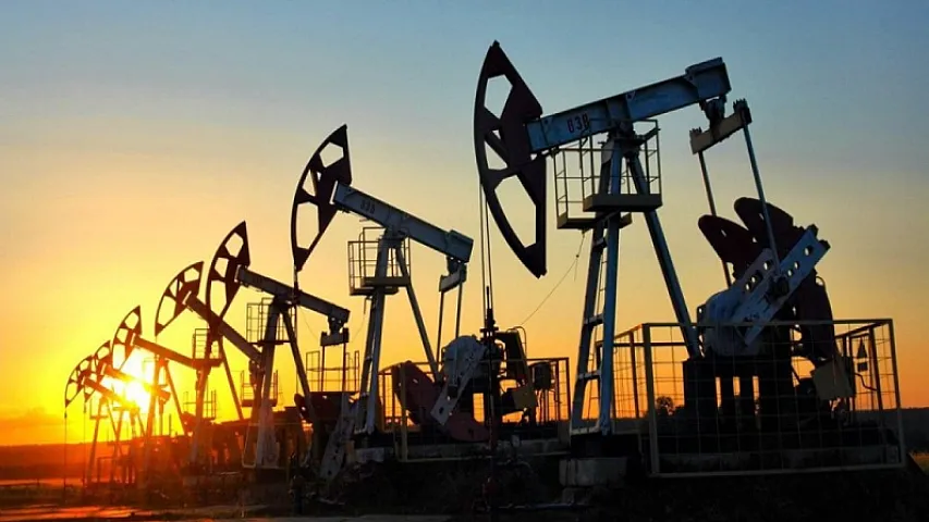 Azərbaycan nefti 62 dollardan aşağı düşüb