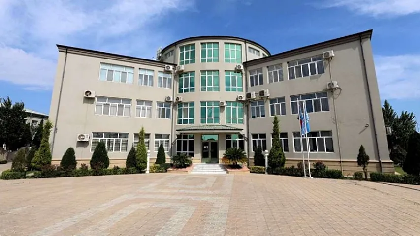 Gömrük generalı bir gündə 637 nəfəri vəzifəyə təyin edib