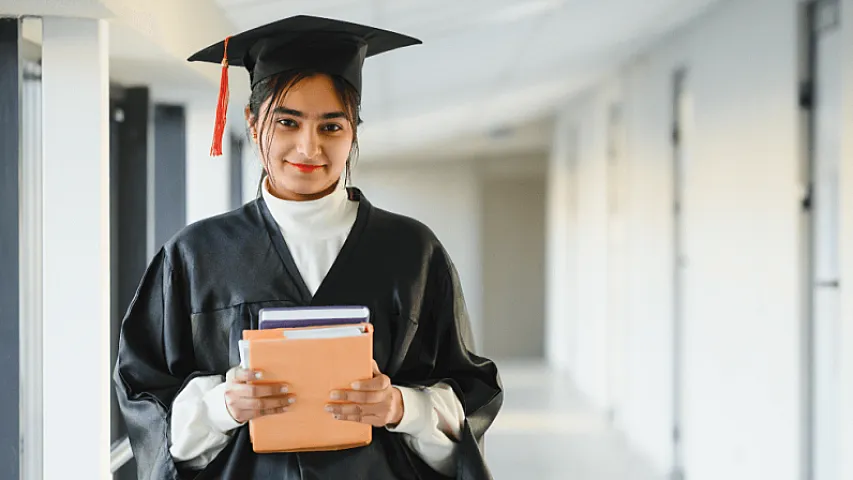 Ən yaxşı 10 universitetdə təhsil haqqı nə qədərdir?