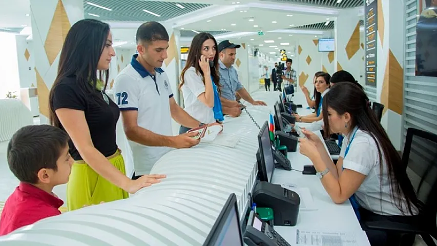 Ödənişli xidmətlərin həcmi 11 milyardı keçdi