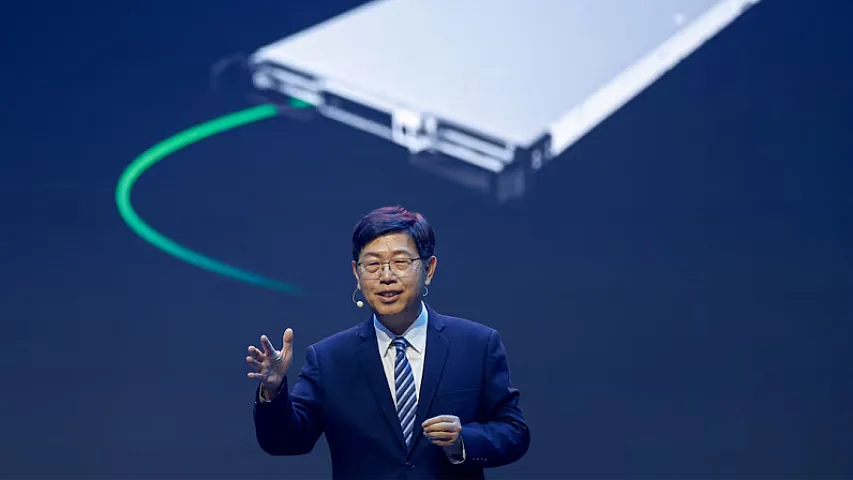 "Foxconn"dan  süni intellektə 3 milyardlıq investisiya