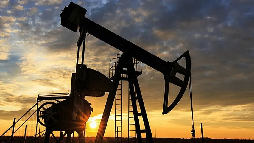 Рост цены на нефть "Azeri Light" до 66,05 долларов: динамика рынка нефти