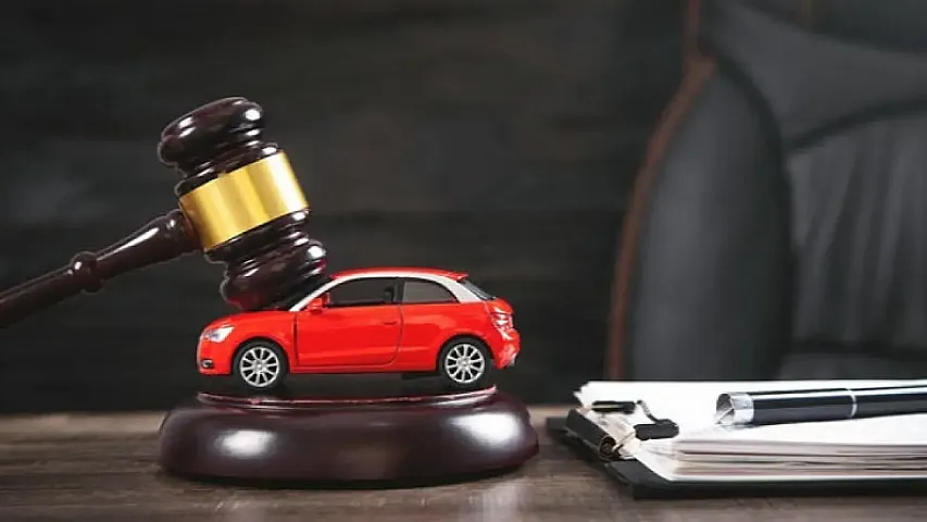 50% endirimlə nəqliyyat vasitələri satışa çıxarılır 