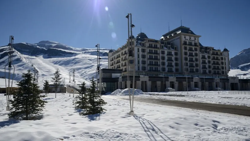 Hesablama Palatası "Şahdağ Turizm Mərkəzi"ndə yoxlamalar apardı