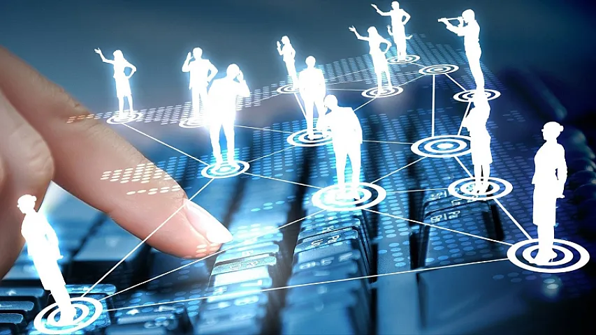 İnformasiya və rabitə sektorunda çalışan işçilərin sayı açıqlandı