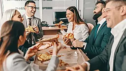 Как обеденный перерыв влияет на здоровье и эффективность работы: мнение эксперта