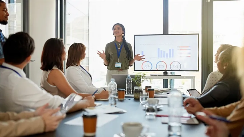 Bu il ABŞ-da bir milyondan çox iş yeri ixtisar edilib