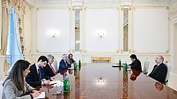 Президент Ильхам Алиев принял торгового представителя Великобритании и Северной Ирландии по Азербайджану
