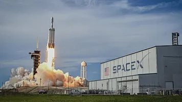  SpaceX планирует IPO на сумму более 30 миллиардов долларов с оценкой в 1,5 триллиона долларов 