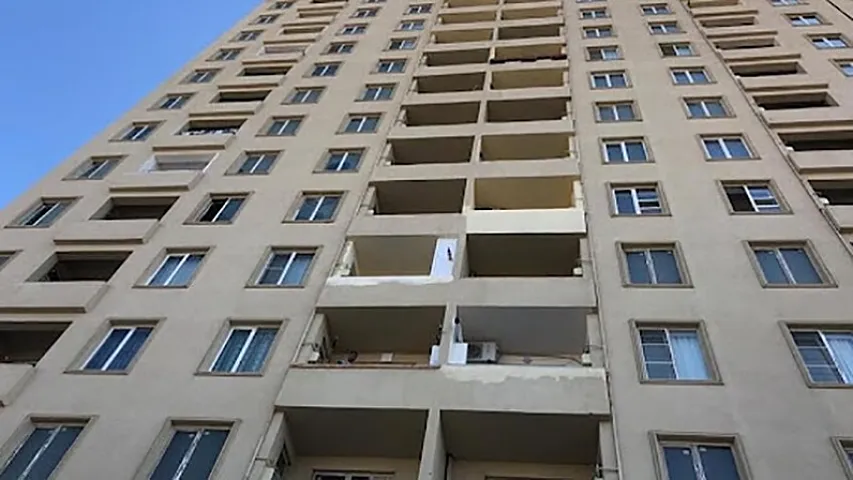 Yanğın baş verən binanın sakinlərinə kompensasiya verilib?