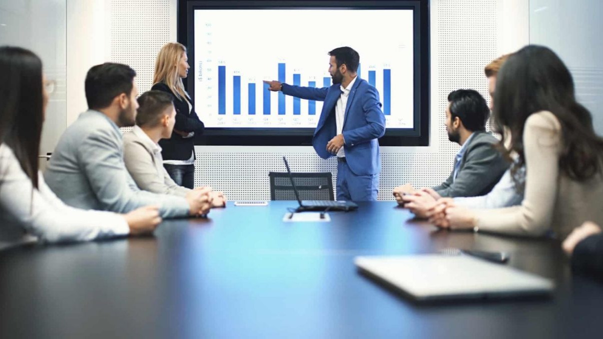 Böyümək şirkət olmaq deyil