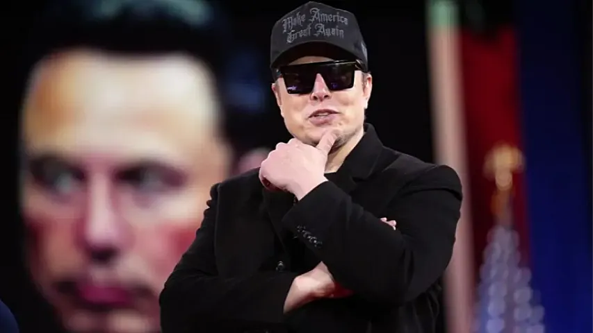 İlon Mask 600 milyard dollarlıq sərvətə malik ilk şəxs oldu