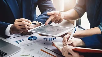 Налоговые проблемы "My Broker": компания с уставным капиталом 100 манатов задолжала свыше 123 тысяч AZN