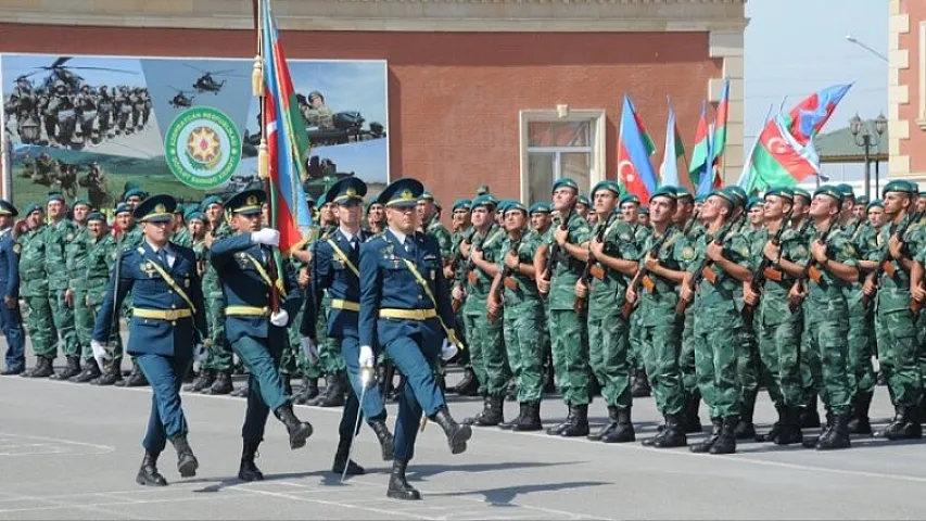 DSX-nın döyüş bayraqlarının təsvirində dəyişiklik edildi