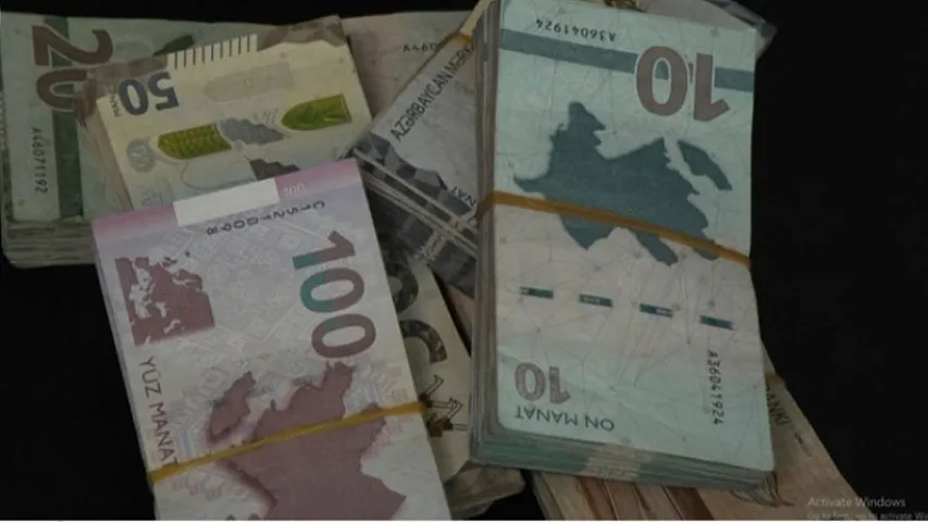 Bankların gecikməyə görə faiz borcundan faiz pulu tutması qanunidir? 