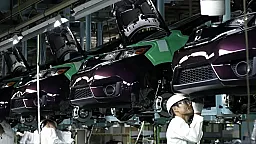 "Honda" временно остановит производство в Японии и Китае из-за дефицита чипов