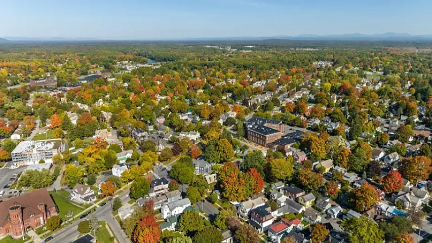 ABŞ-da 2025-ci il üçün yaşamaq üçün ən yaxşı kiçik şəhərlər açıqlanıb