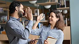 Два часа без дела на работе: проблемы управления или возможность для саморазвития?