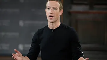 Почему Марк Цукерберг потерял позиции в списке самых богатых людей мира