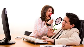 Могут ли компании контролировать высказывания сотрудников в социальных сетях