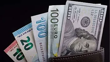 Центральный банк Азербайджана объявил курсы валют на сегодня