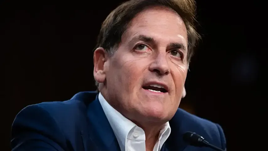 Mark Kuban yeni məzunlara böyük şirkətlər əvəzinə kiçik bizneslərdə işləməyi tövsiyə edir