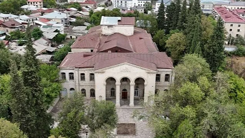 Xankəndi teatrı bərpa edilir - 8 milyon sərf olunacaq