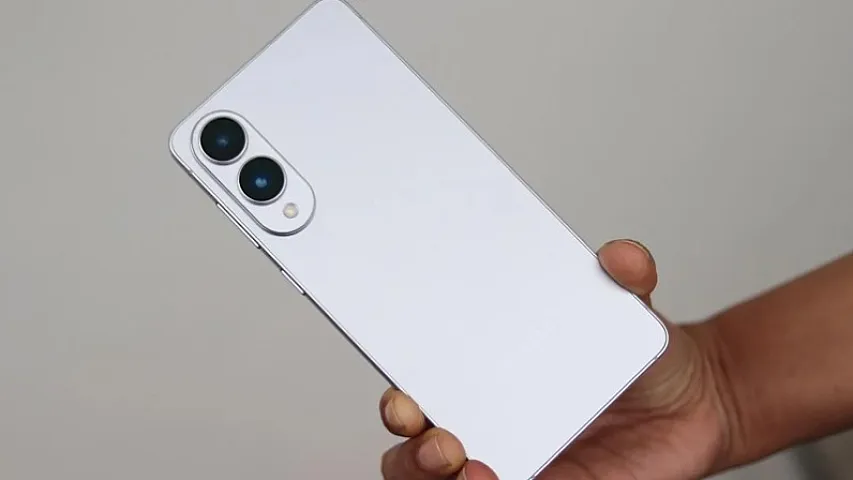 "Samsung" "Galaxy S26"nın qiyməti ilə bağlı qərar verə bilmir