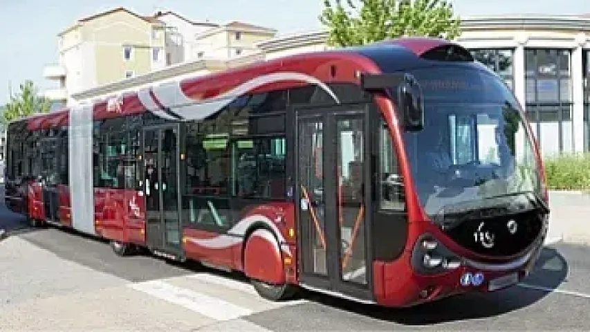 Шеки возглавил рейтинг городов Азербайджана по доступности общественного транспорта