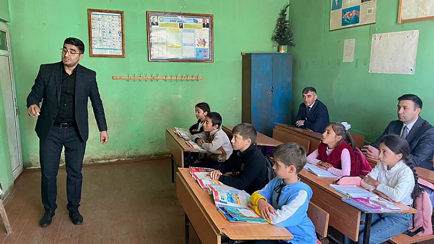 Bakıdan hər gün rayon mərkəzinə işləmək üçün gedən müəllimlərə yol pulu niyə verilmir?