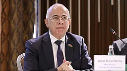 Президент Ильхам Алиев наградил Анара Искендерова орденом «Шохрат»