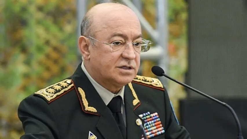 Generalın müavini təqaüdə göndərildi 